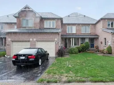 100 James Young Dr, Halton Hills, On, L7g 5s1