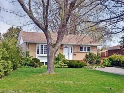 91 Delrex Blvd, Halton Hills, On, L7g 3y1