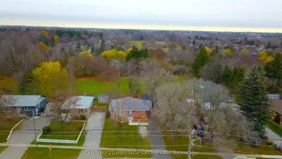 Detached in Halton Hills