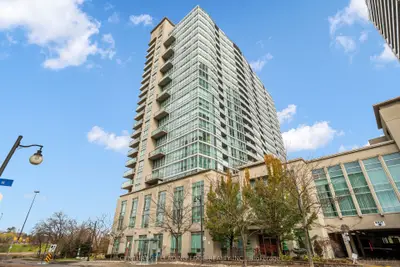 Condo Apartment in Toronto