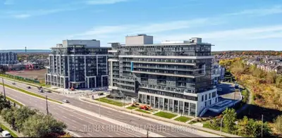 Condo Apartment in Oakville