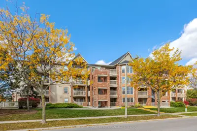 Condo Apartment in Burlington