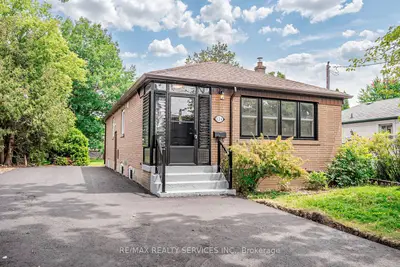 Detached in Brampton