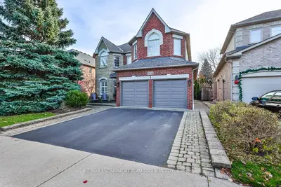 Detached in Burlington