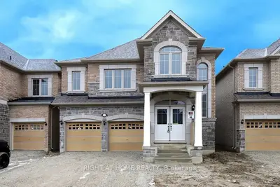 Detached in Brampton