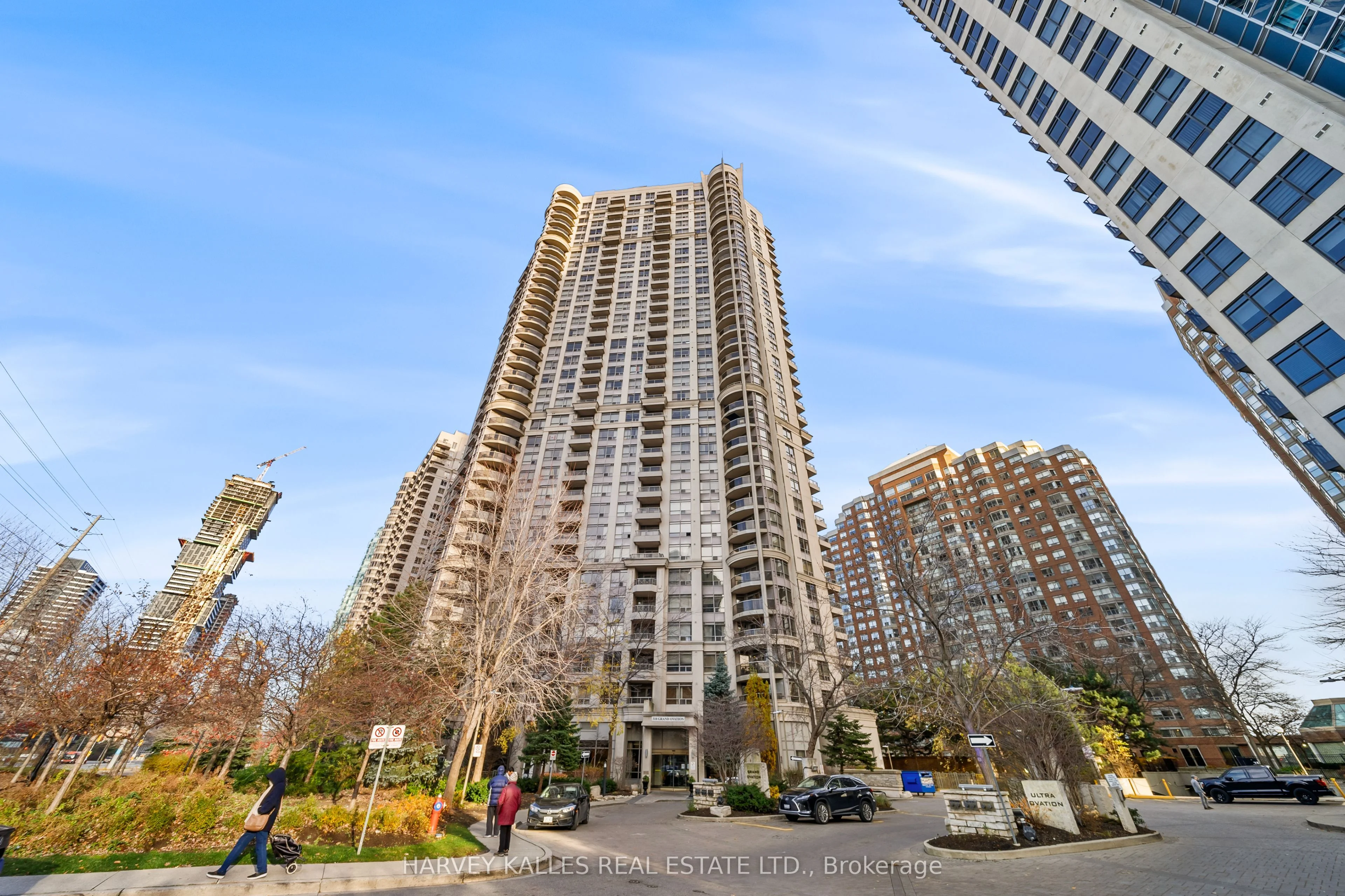 310 Burnhamthorpe Road 2504, Mississauga, On L5b 4p9