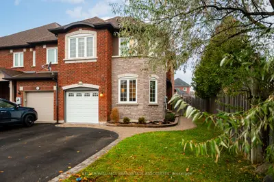 Att/Row/Townhouse in Halton Hills