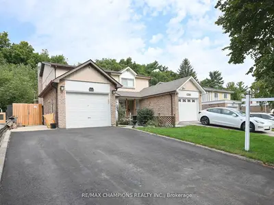 Semi-Detached in Mississauga