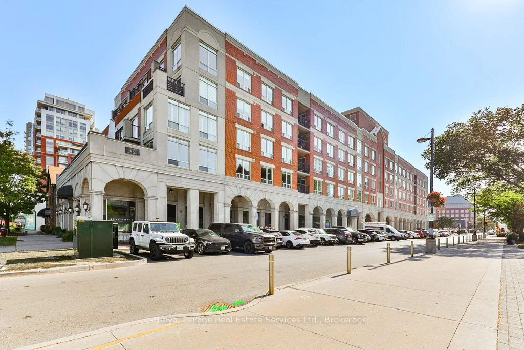 Condo Apartment in Burlington