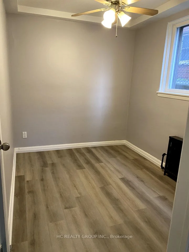 12 Victoria Street, Toronto W06, ON M8V 1M6