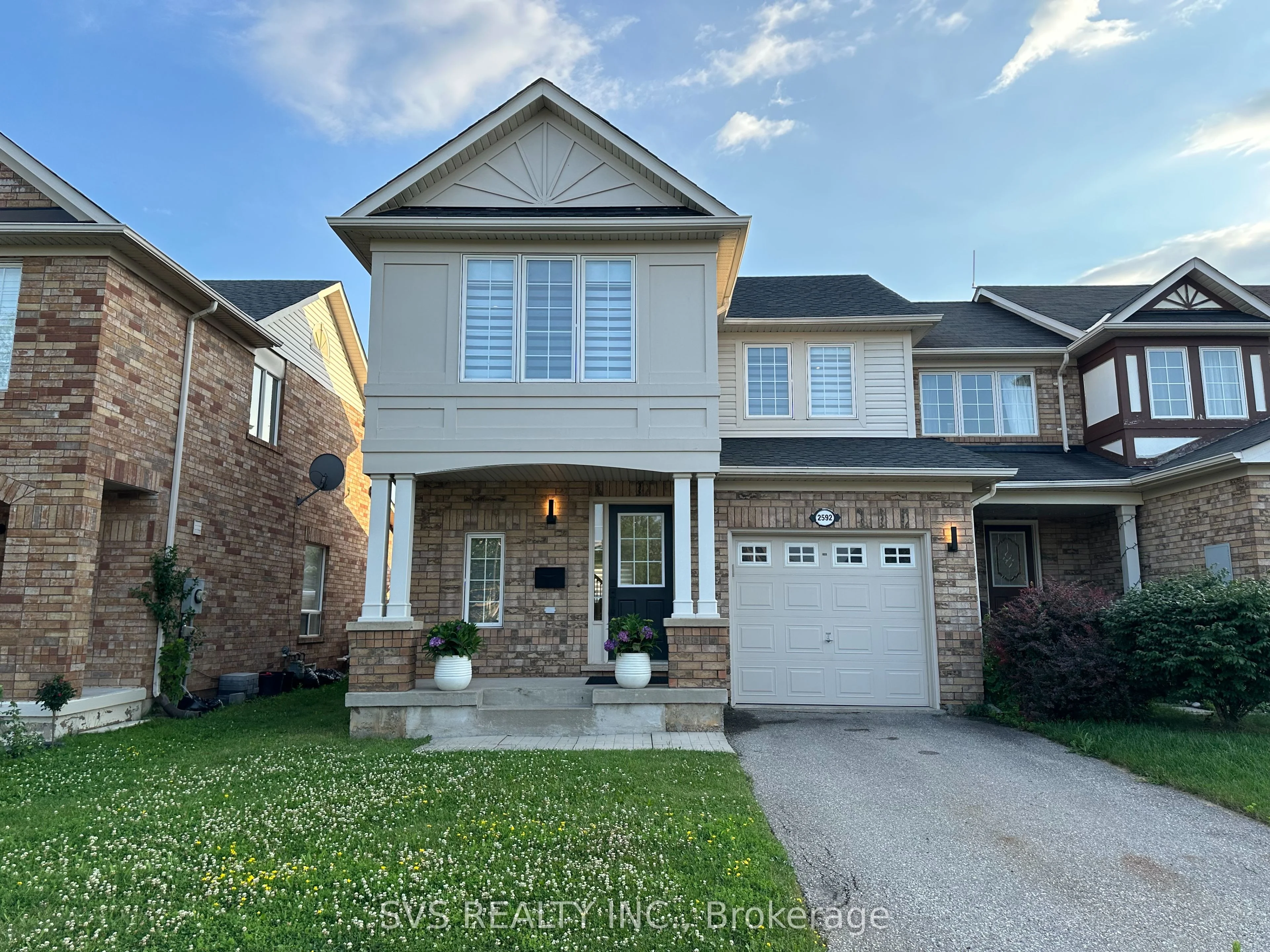 2592 Valleyridge Drive, Oakville, On L6m 5h5