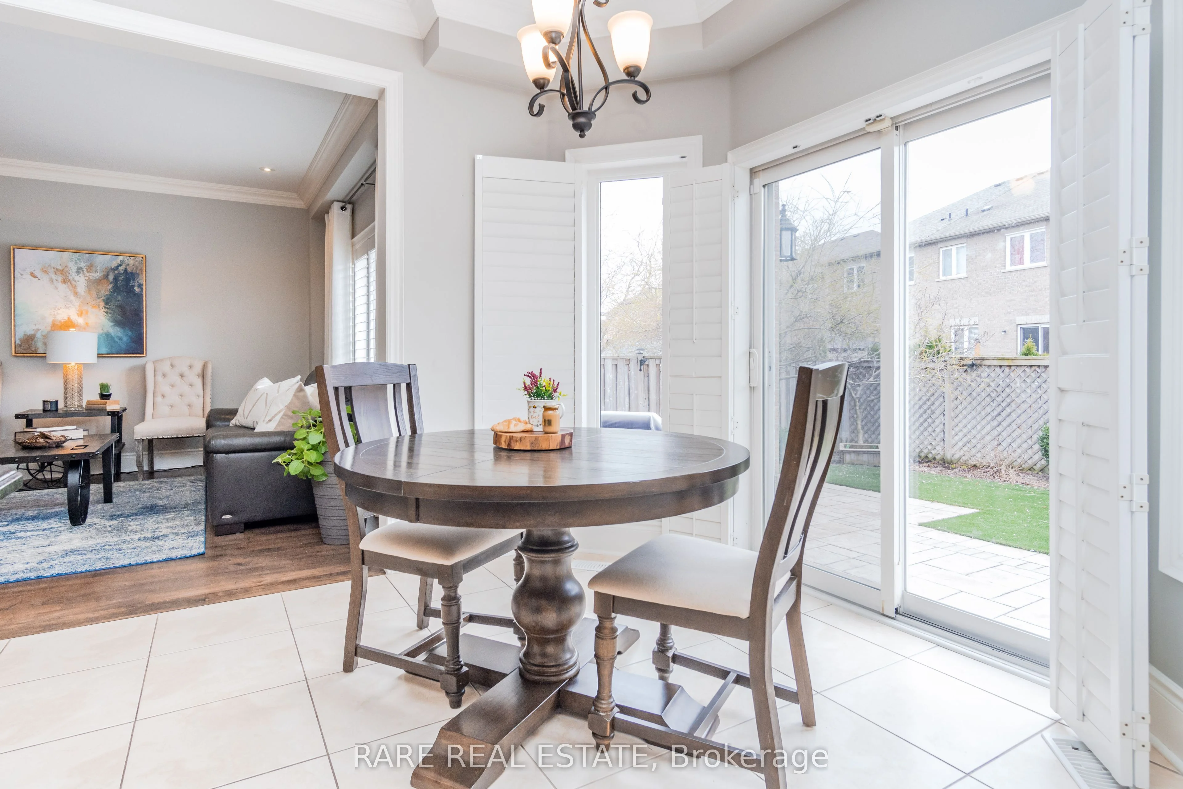 390 Barber Drive, Halton Hills, ON L7G 0A6