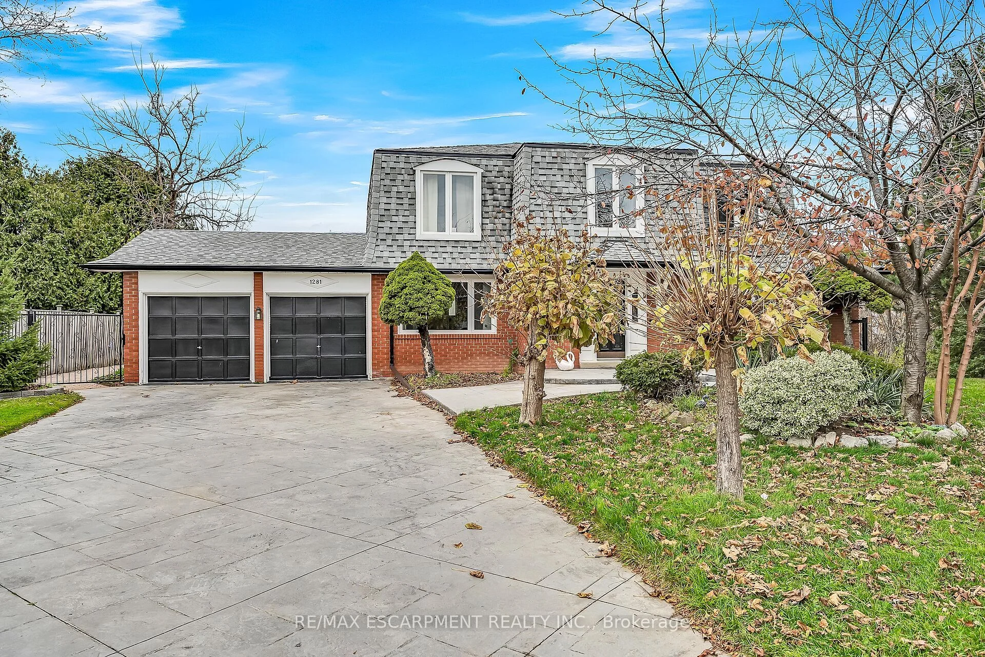 Detached in Burlington