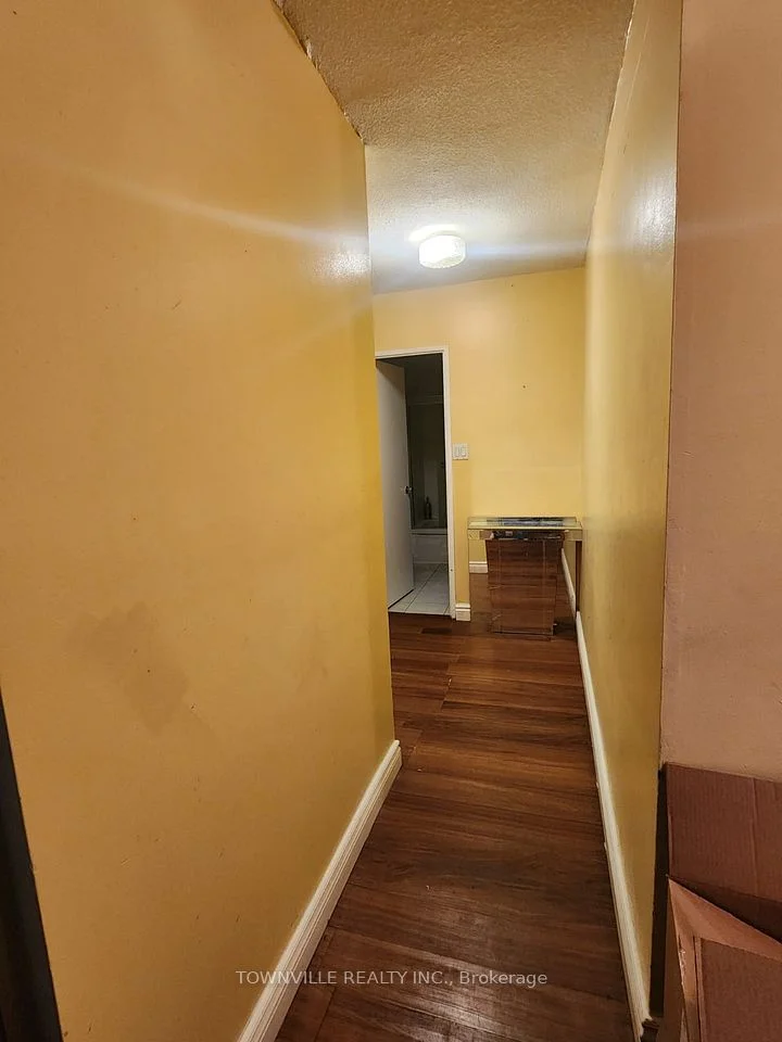 320 Dixon Road 1705, Toronto W09, ON M9R 1S8