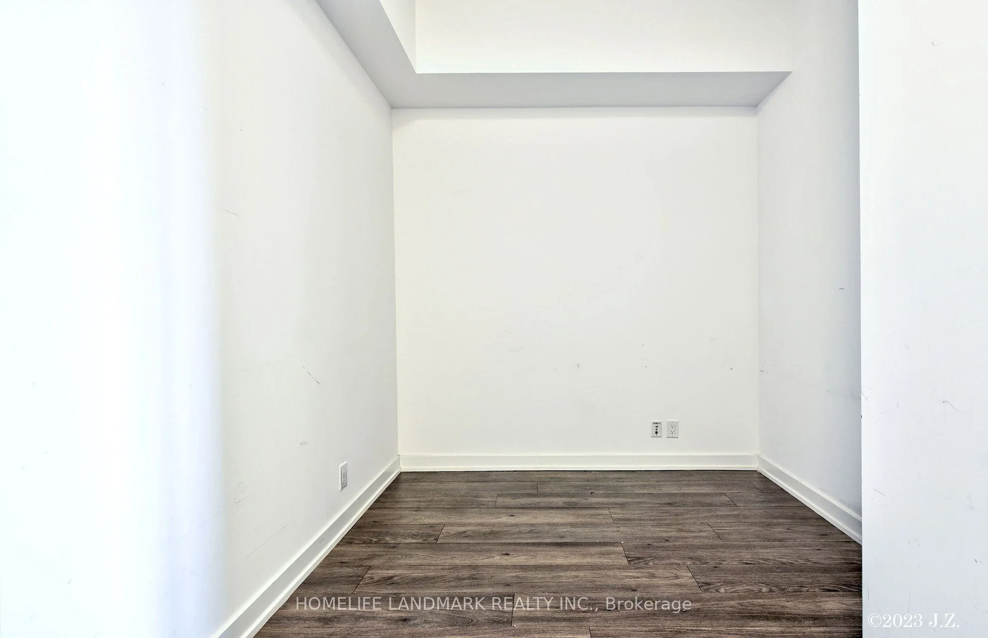 2200 Lake Shore Boulevard W 808, Toronto W06, ON M8V 1A4