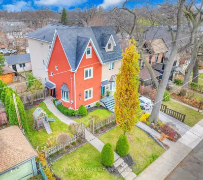 Semi-Detached in Toronto