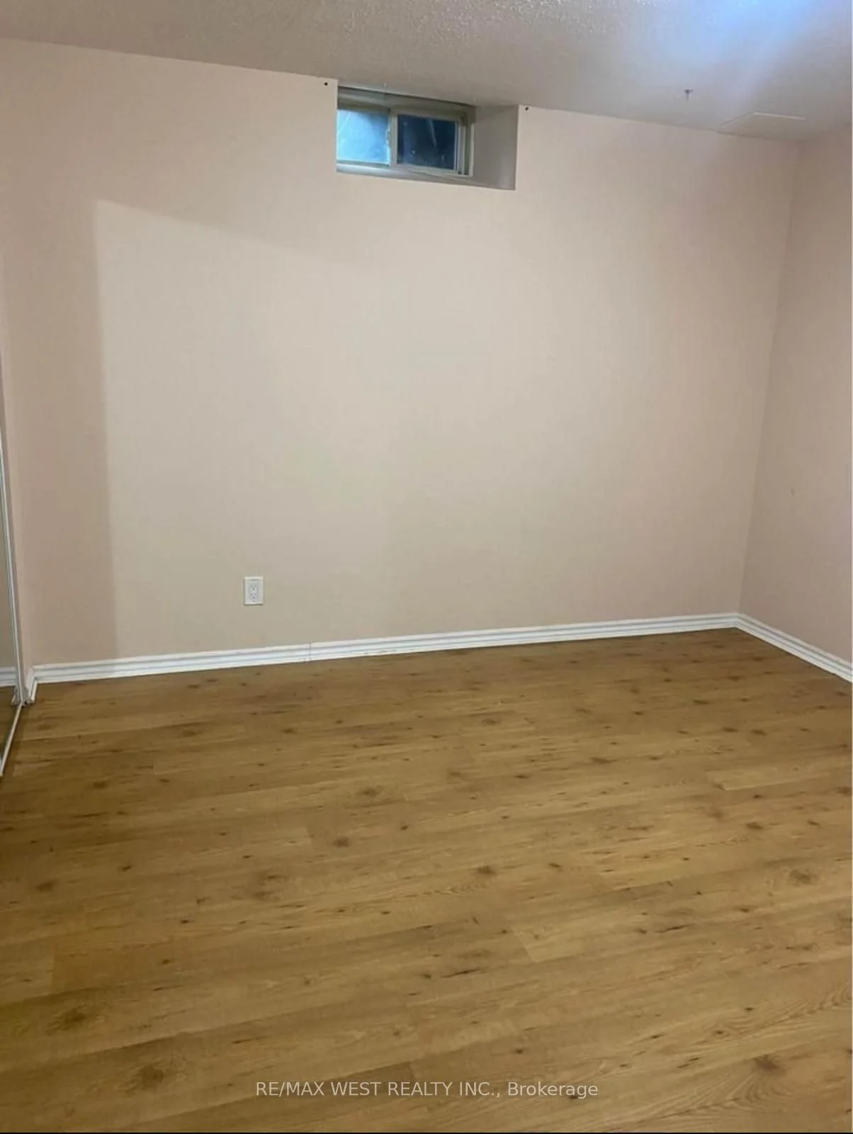 7225 Dime Crescent Bsmt, Mississauga, ON L5W 1K5