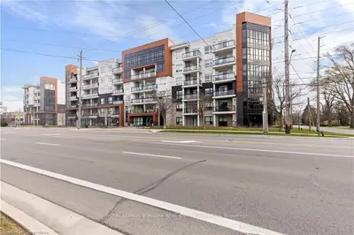Condo Apartment in Burlington