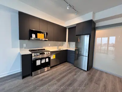 Common Element Condo in Brampton