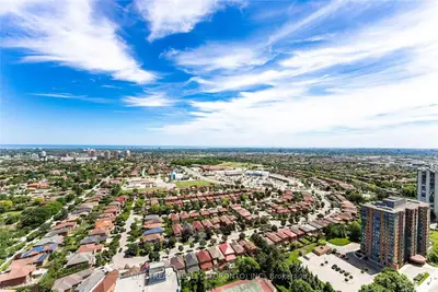 Condo Apartment in Mississauga