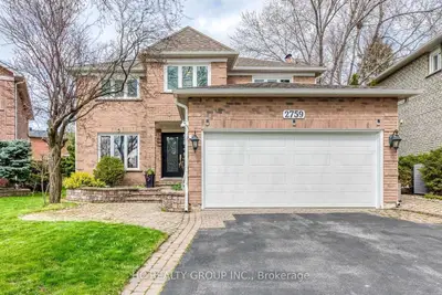 Detached in Oakville