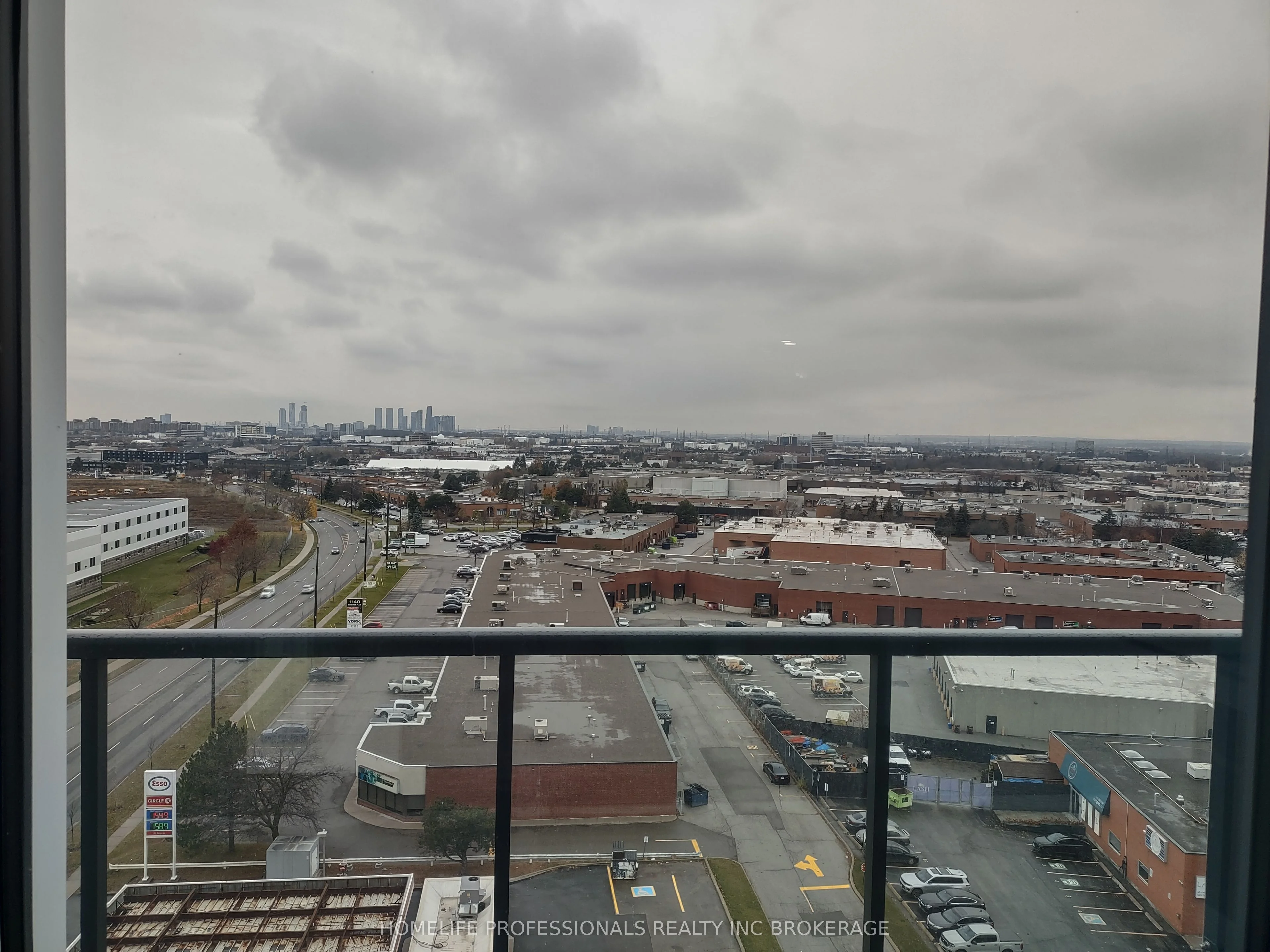 1100 Sheppard Avenue W 1528, Toronto W05, On M2k 2w1