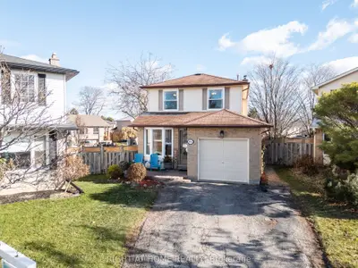 Detached in Burlington