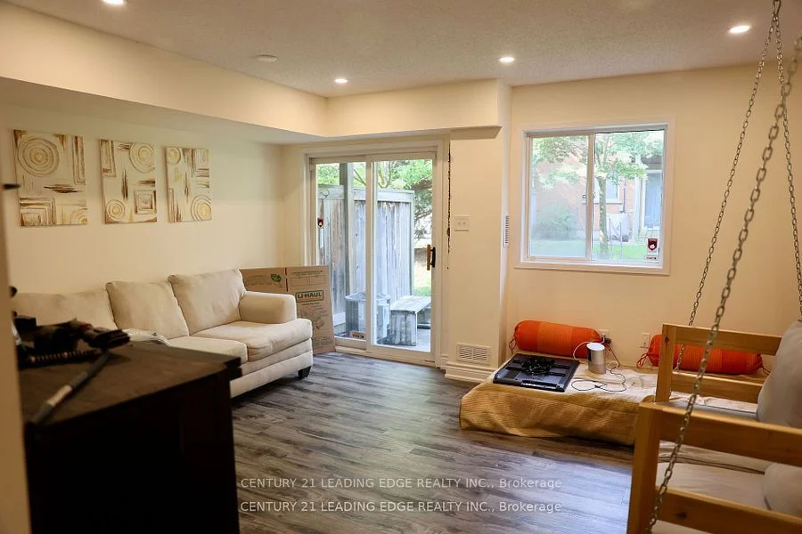 5530 Glen Erin Drive 149, Mississauga, ON L5M 6E8
