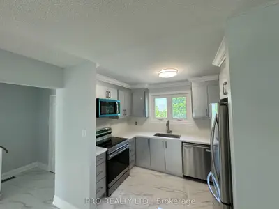 Semi-Detached in Mississauga