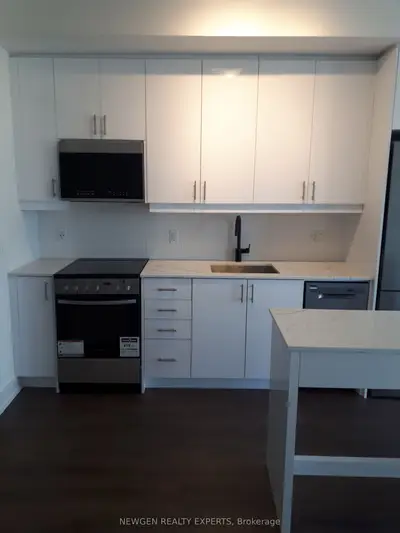 Condo Apartment in Oakville