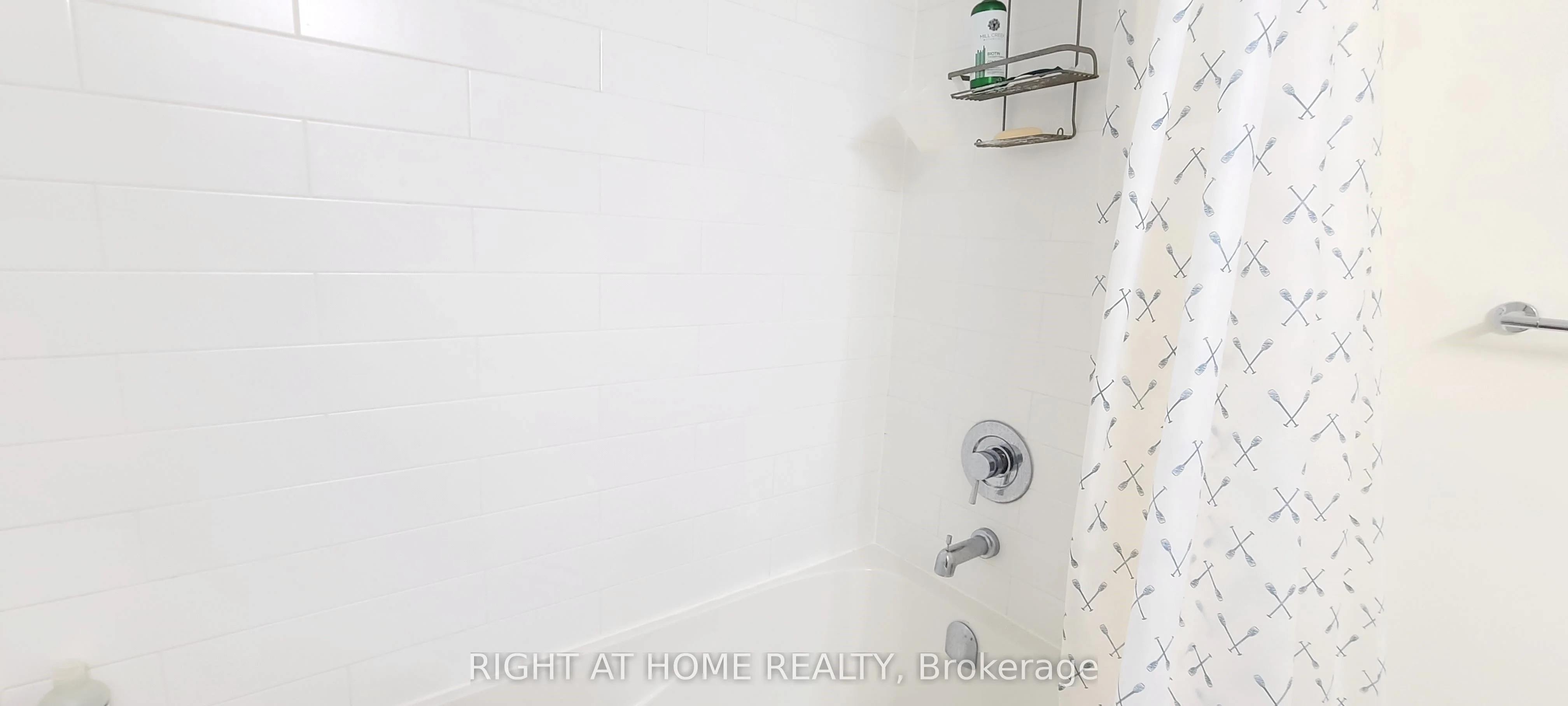2220 Lake shore Boulevard W 4105, Toronto W06, ON M8V 0C1