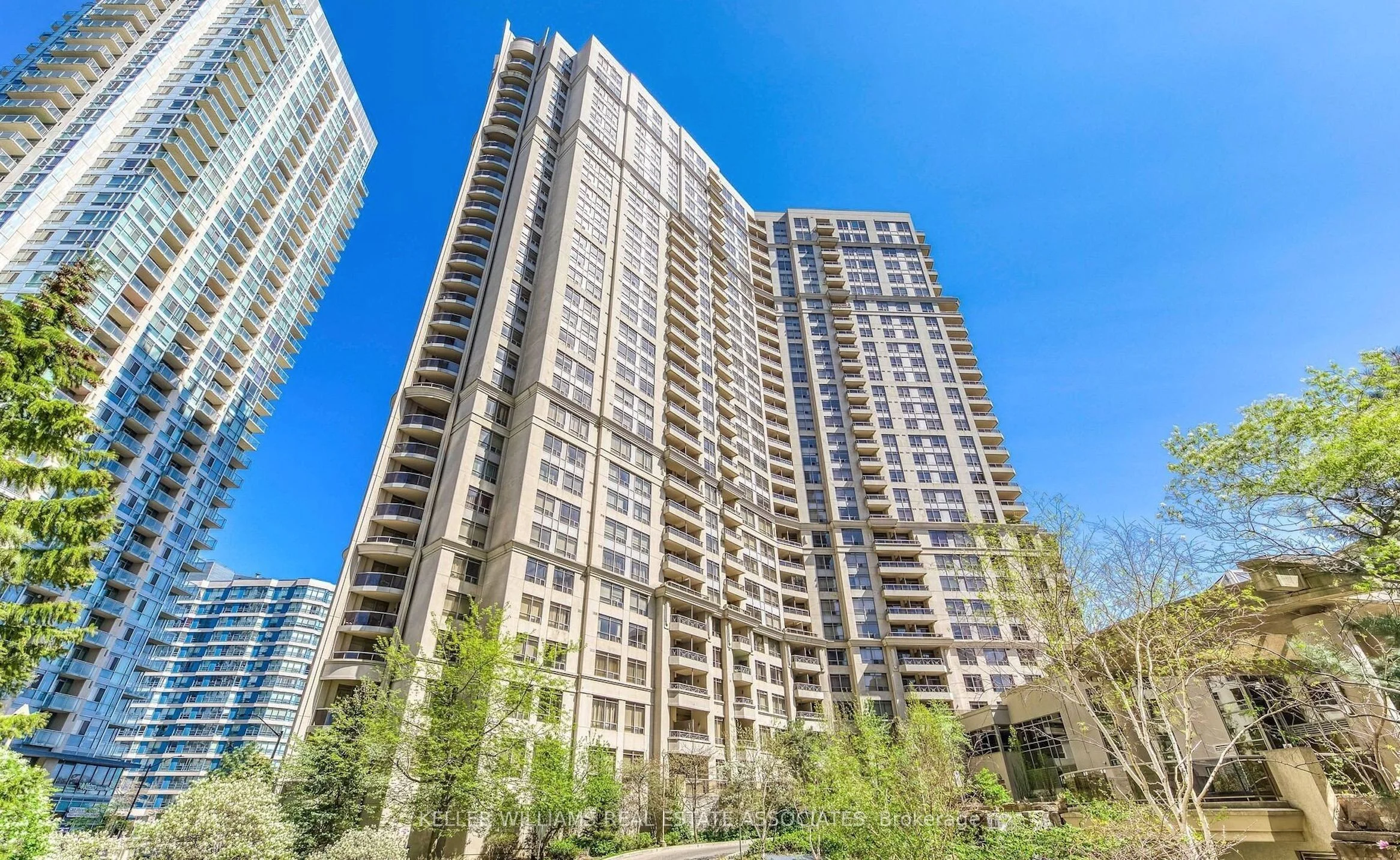 Condo Apartment in Mississauga