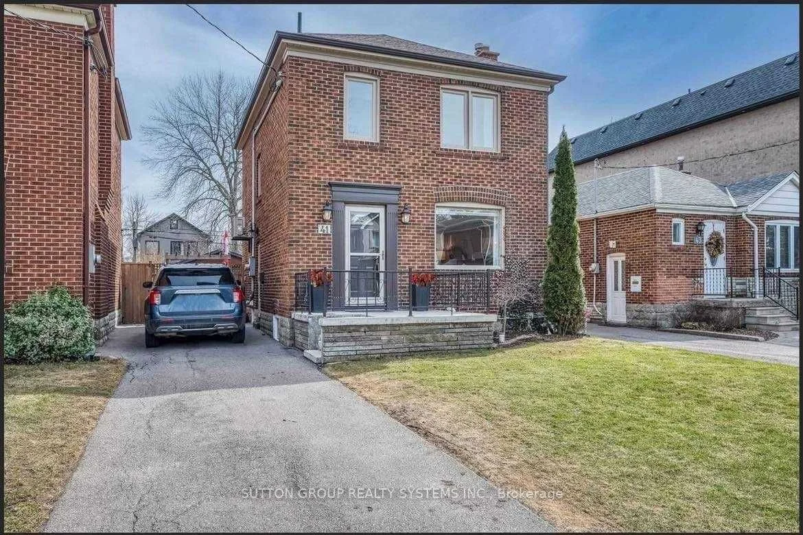 Detached in Toronto