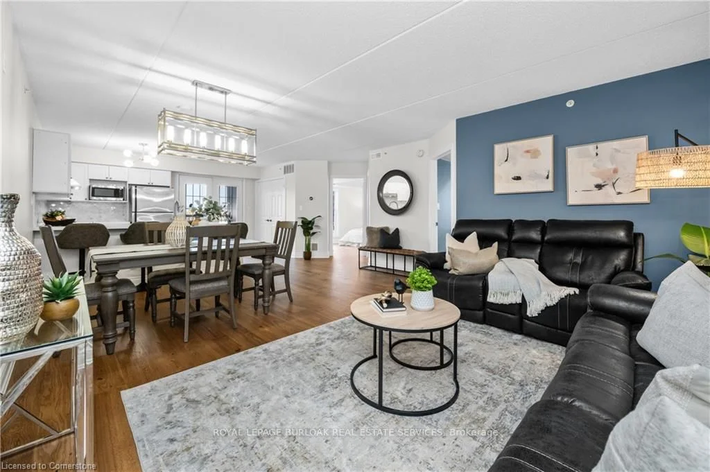 Condo Apartment in Burlington