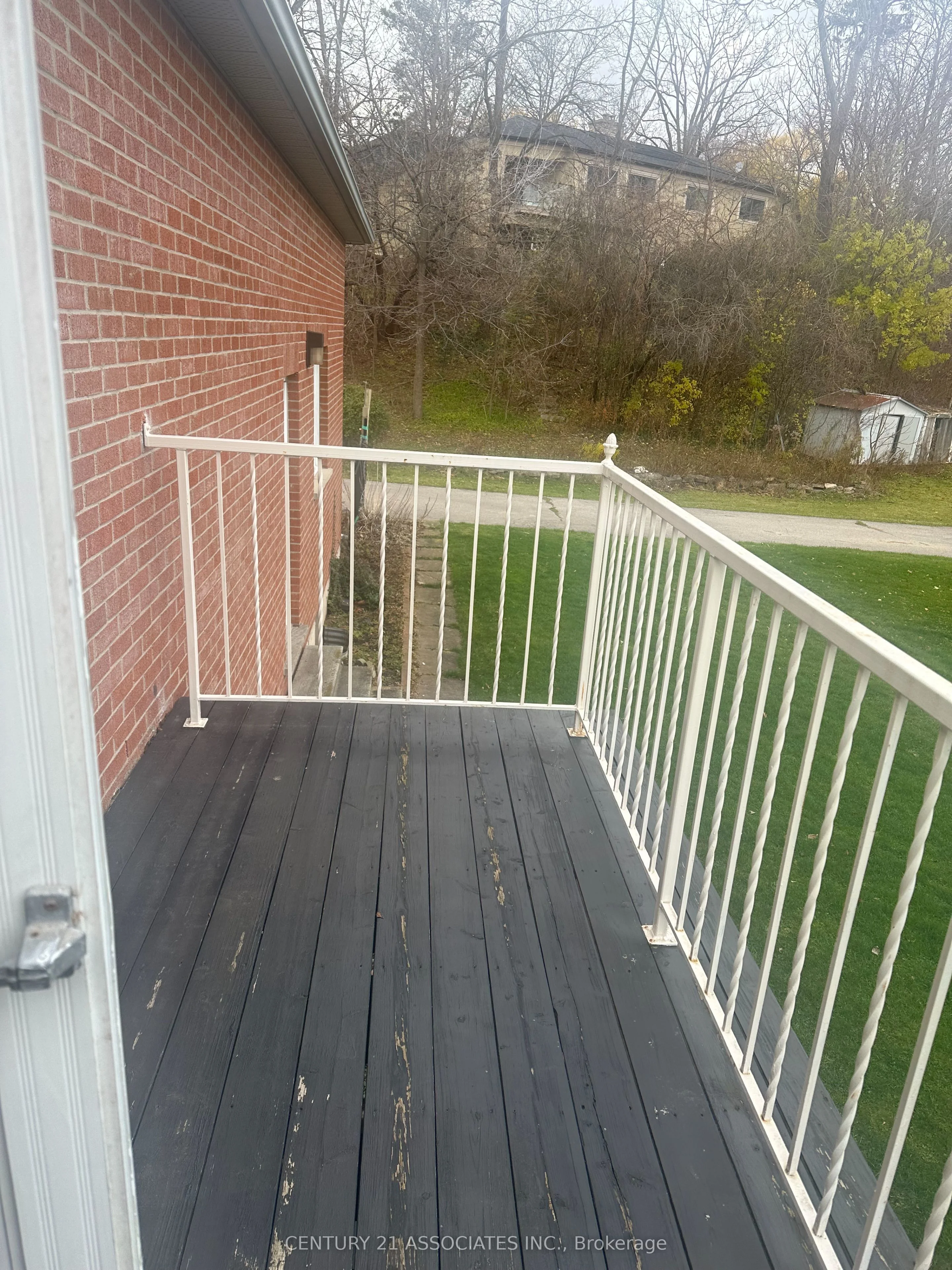 Detached in Burlington