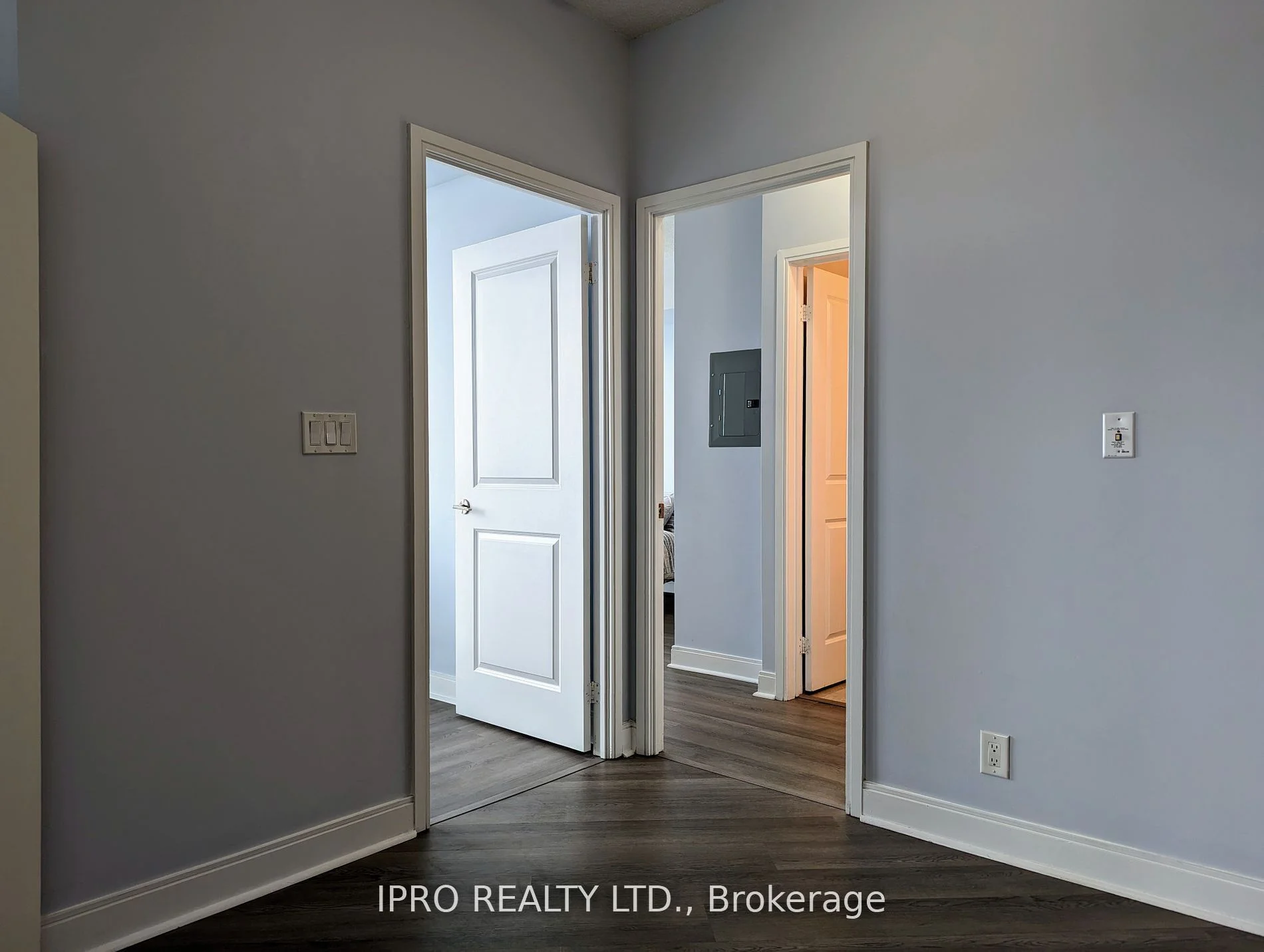 80 Absolute Avenue 1802, Mississauga, ON L4Z 0A5