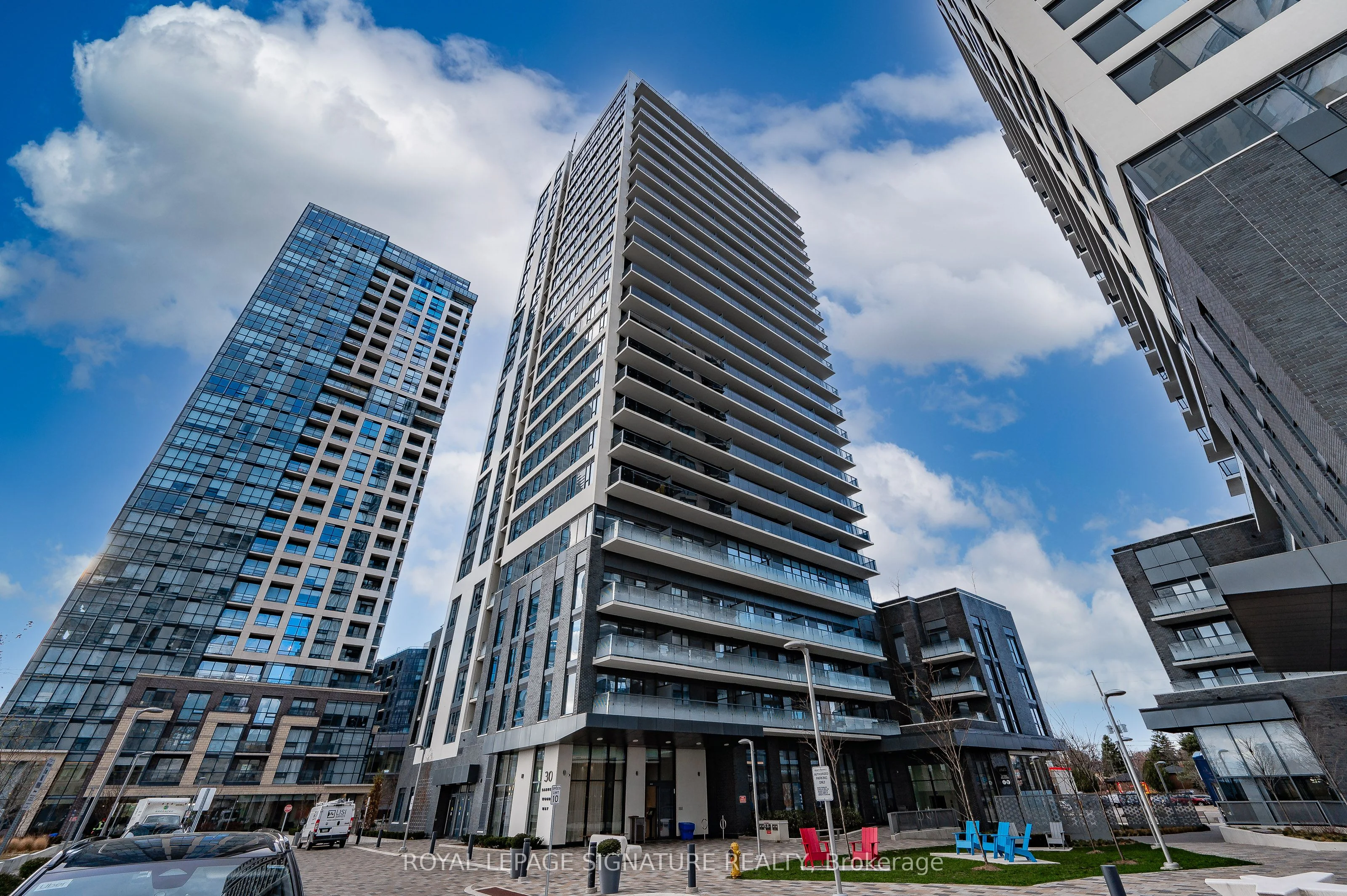 Condo Apartment in Toronto