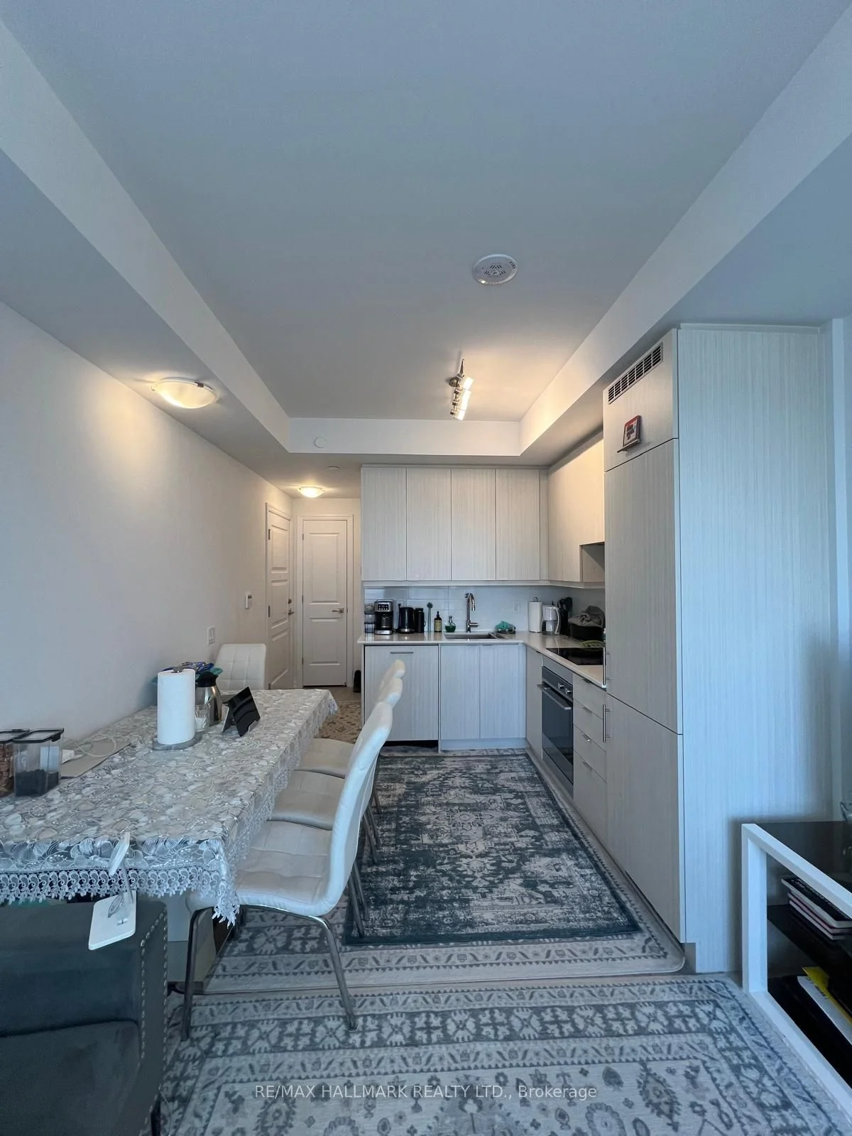 36 Elm Drive 2805, Mississauga, On L5b 1l9