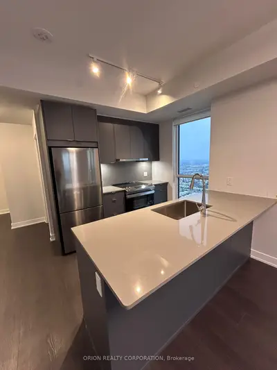 Condo Apartment in Mississauga
