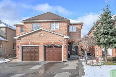 Semi-Detached in Mississauga
