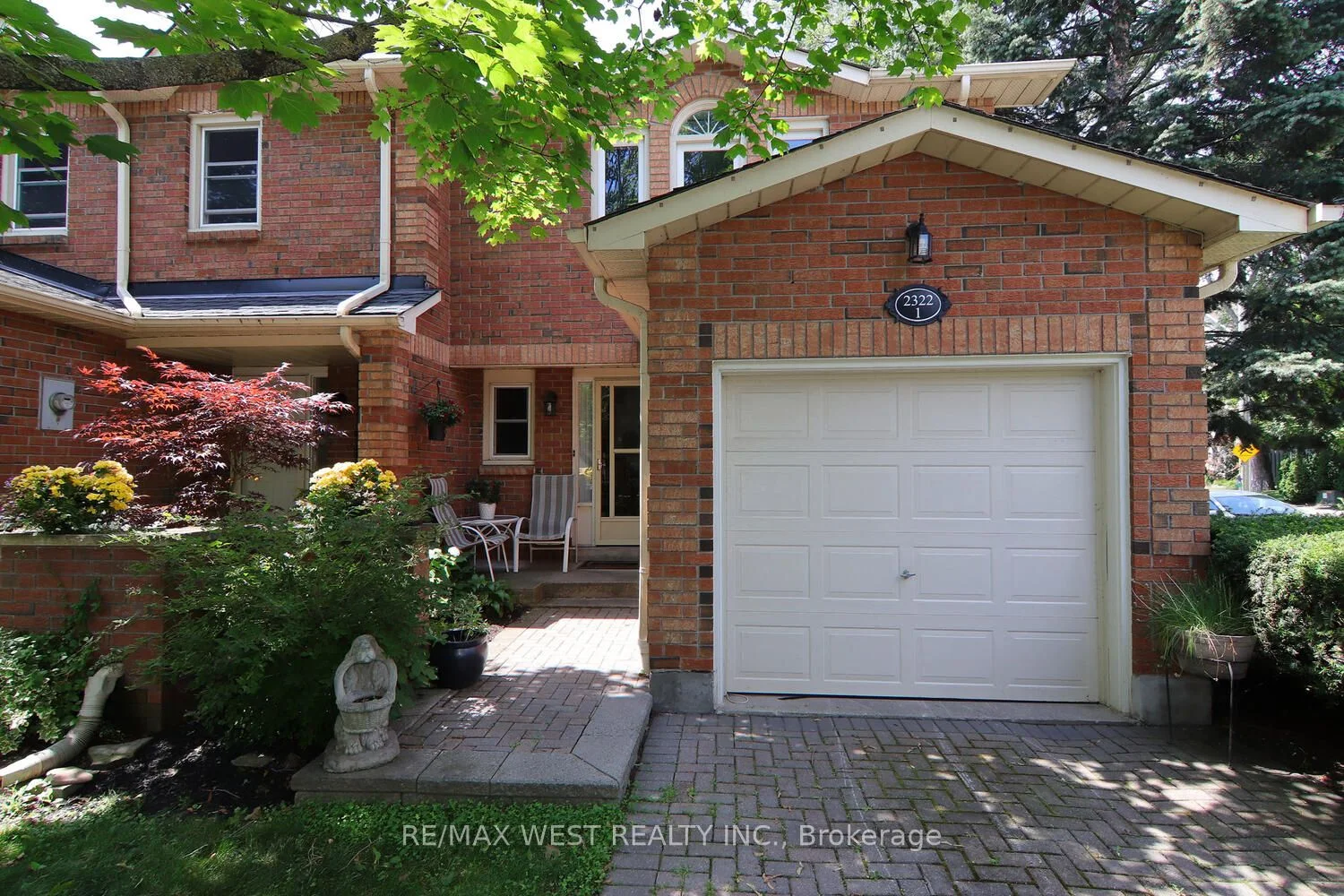 2322 Marine Drive 1, Oakville, On L6l 1c3