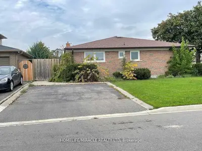 Detached in Brampton