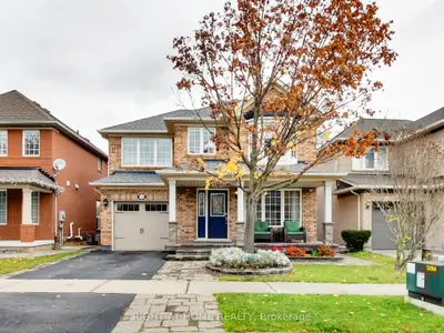 Detached in Oakville