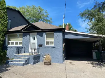 21 Pine Avenue N, Mississauga, On L5h 2p9