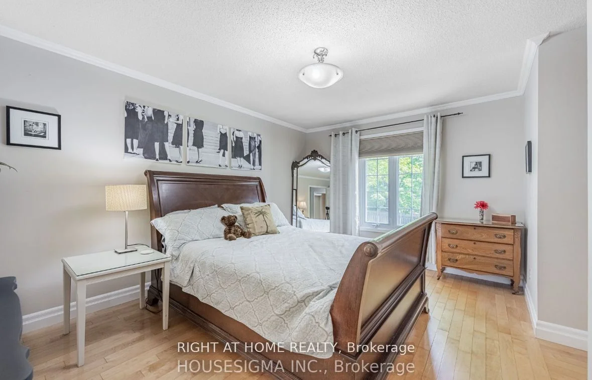 3315 Victoria Street, Oakville, ON L6L 5T5
