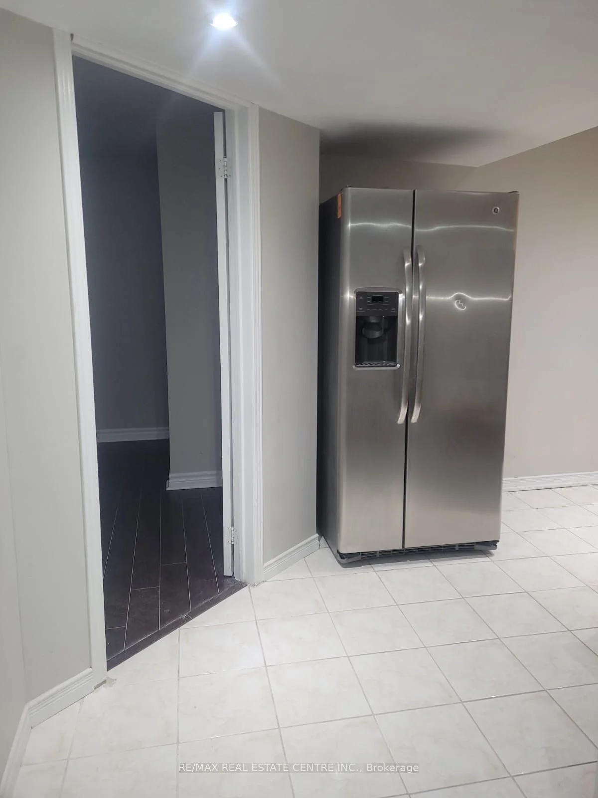 7569 Magistrate Terrace Bsmt, Mississauga, ON L5W 1L3