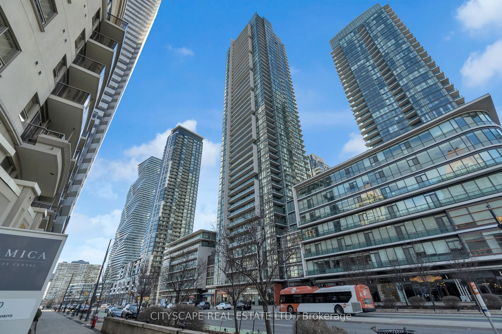 4070 Confederation Parkway #3703, Mississauga, On L5b 0e9