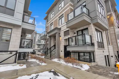 Condo Townhouse in Brampton