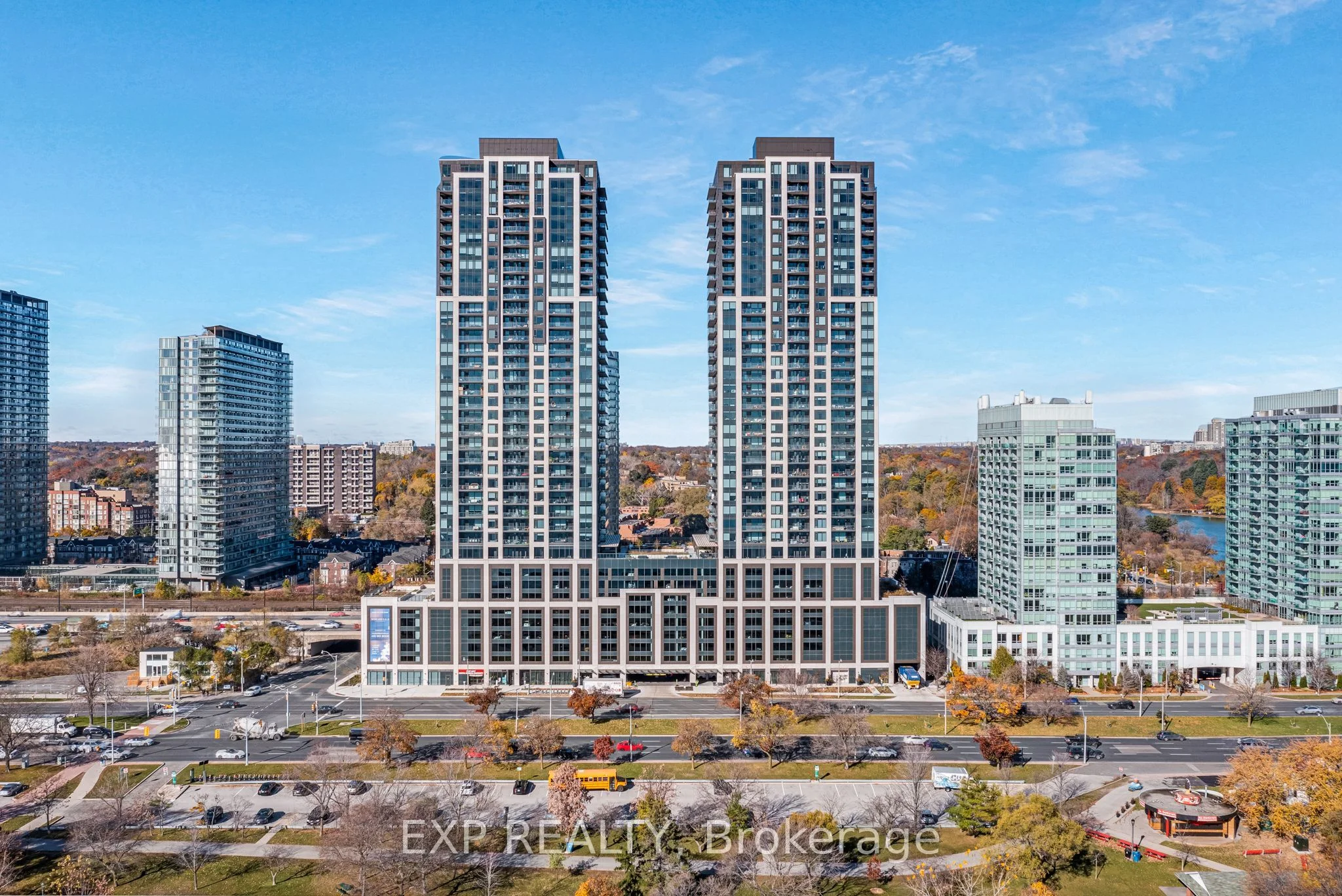 1926 Lake Shore Boulevard W 2510, Toronto W01, On M6s 1a1