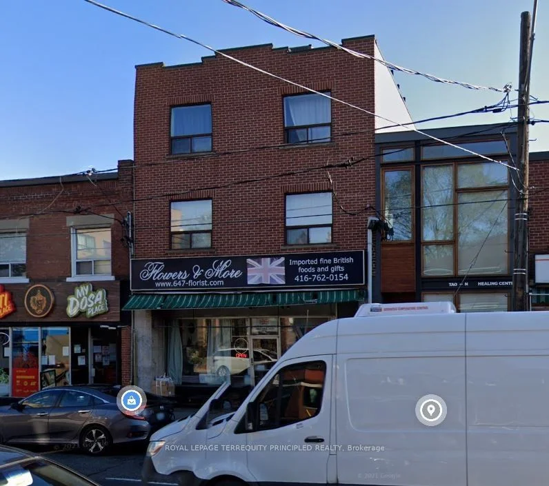 Fourplex in Toronto